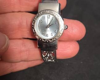 Womens Quartz Bangle Watch