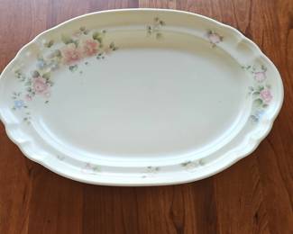 Pfaltzgraff Tea Rose Oval Platter