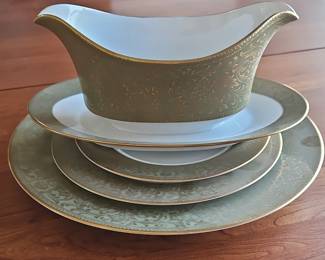 Sango Versailles Gravy Boat and Saucers Set