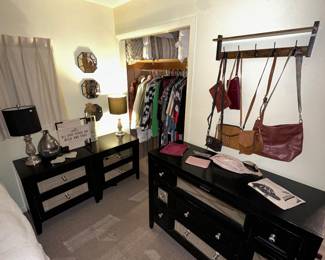 King bedroom furniture set