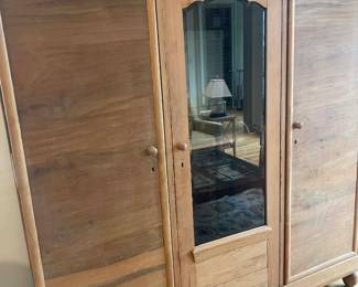 Medical Center Estate Sale - PreSale Available Now