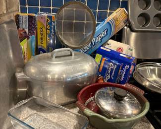 Wagner Ware Sydney O Magnalite Dutch Oven