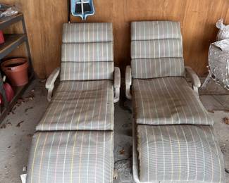 patio loungers
