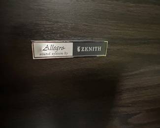 Very clean vintage Allegro stereo console by Zenith