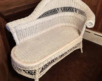 White wicker chaise