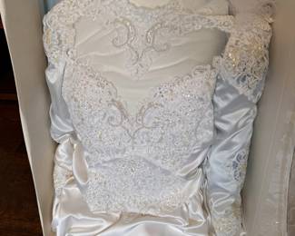 Vintage wedding dress