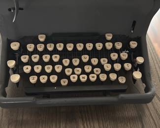 Underwood typewriter 