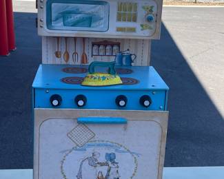 Vintage Holly Hobbie kitchen