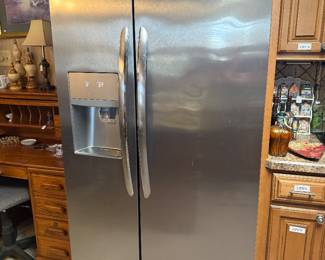 Frigidaire Gallery Stainless Steel Refrigerator 