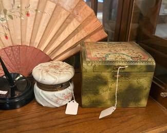 CF Monroe Wavecrest Helmschmied Dresser Box