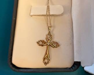 10K Gold Cross Necklace 