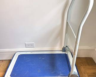  Folding Platform Cart Lot #: 190