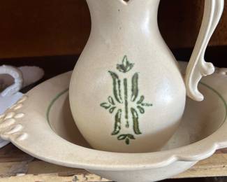 Haegar bowl and pitcher