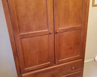 Nadeau manufacturer bedroom set