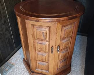 Commode style end table