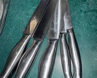 Emeril Lagassee knives