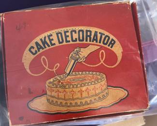 Vintage 1950s Cake Decorator Kit Lorraine Novelty Mtg. Co.