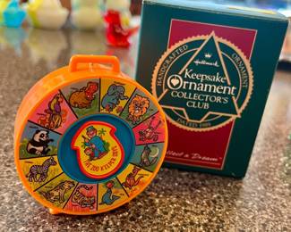 2010 Hallmark ornament – the zookeeper See n Say