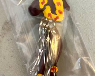 1933 Hula Girl Dancing Brooch