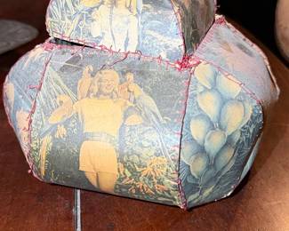 Vintage "Jungle" Themed Papier-Mâché Trinket Box with Lid