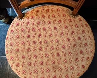 Victorian Walnut Spindle Back Side Chair