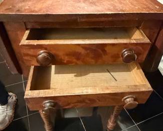 Sheraton Mahogany Drop Leaf Sewing Table