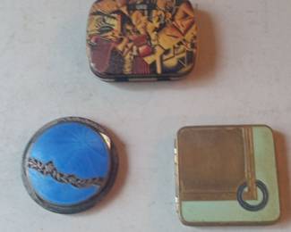 Art Deco Vanity Compacts and Lighter Set