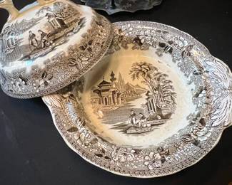 J. Marshall & Co. "Bosphorus" Pattern Covered Tureen