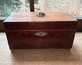 Victorian Mahogany Tea Caddy with Brass Escutcheon