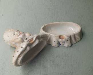 Antique King's Head Porcelain Trinket Box