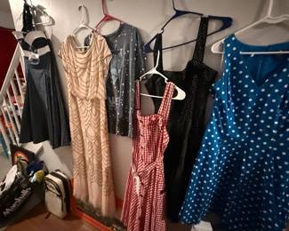 $10-$15 dresses size 12-14 Large and XL