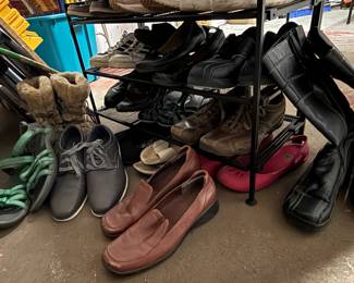 Women size 11 & men 9.5 Do you want shoes? I got shoes. $5-$25 name brands 