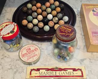 marble games and agate type marble tray