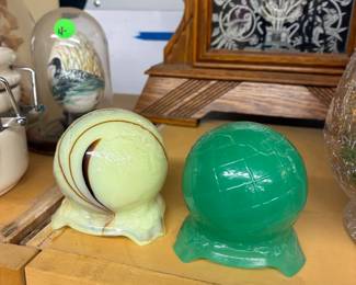 uranium glass globes