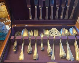 64 pieces of sterling hepplewhite reed Barton bid item