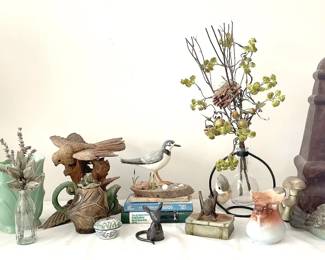 Aviary Station With Friends