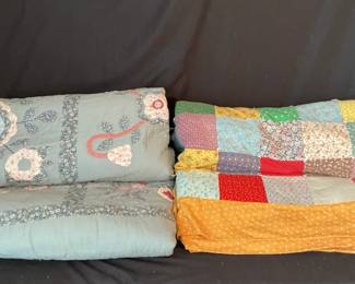 Colorful Vintage Quilts 