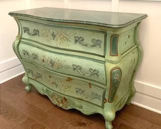 Pulaski Furniture Dresser