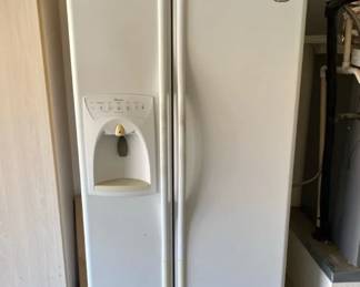 Amana Refrigerator Freezer