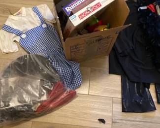 Games, Toys And Costumes