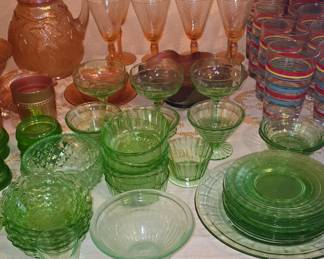 Uranium Vaseline Glass  - Carnival Glass  - Depression Glass 