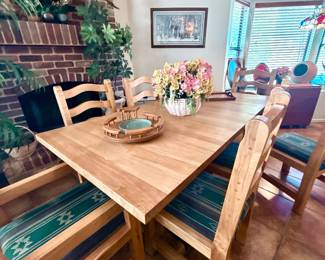 CUSTOM MADE DINING TABLE AND CHAIRS/2 LEAVES/8 CHAIRS/METAL GEARS ROLL OUT TO PLACE LEAVES IN