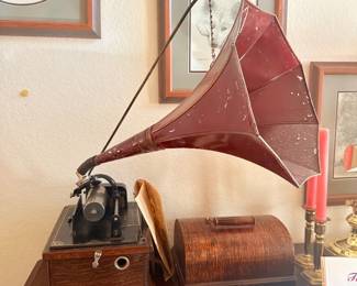 phonograph machine