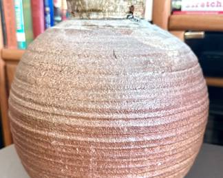 vase pottery