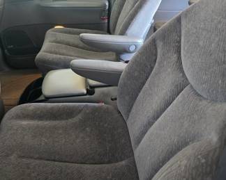 DODGE CARAVAN-7 PASSENGER VAN FOR SALE. PLACE BID AT REGISTER. INTERIOR BEAUTIFUL. ONLY $134K MILES