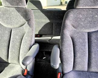 DODGE CARAVAN-7 PASSENGER VAN FOR SALE. PLACE BID AT REGISTER. INTERIOR BEAUTIFUL. ONLY $134K MILES