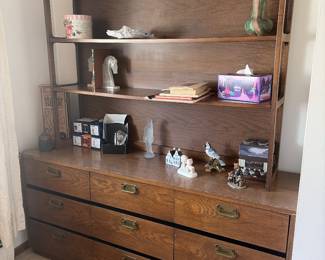 9draw dresser with hutch