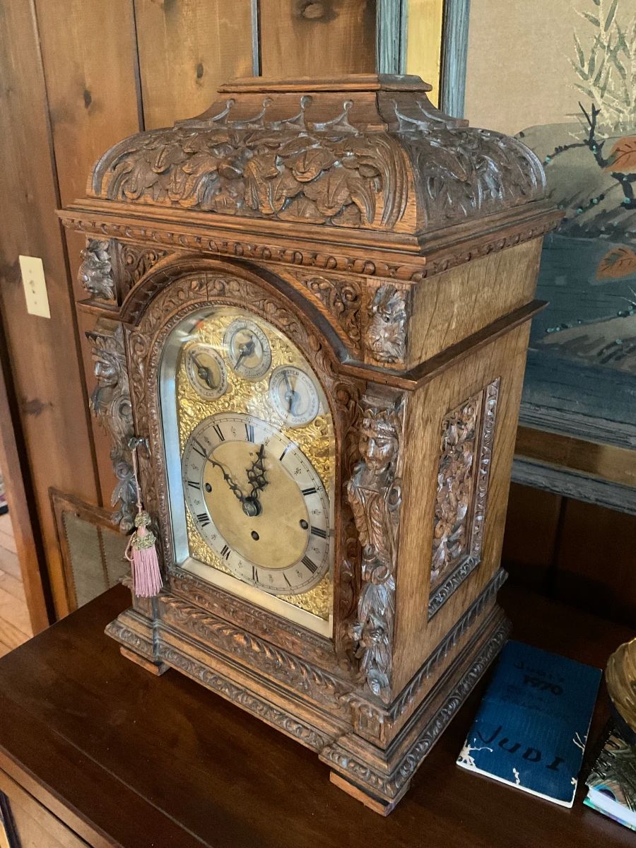 Gorgeous Mantle Clock