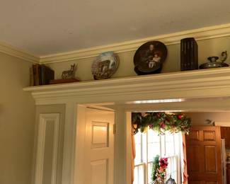 Assorted collector plates