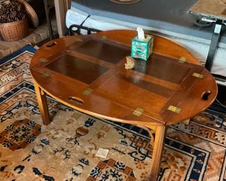 Drop leaf coffee table, area rug